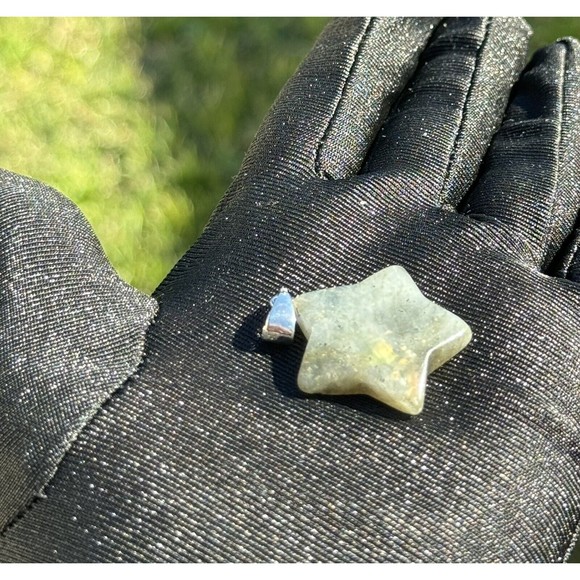 Labradorite Star Shaped Pendent Green Reiki Healing - Picture 9 of 12